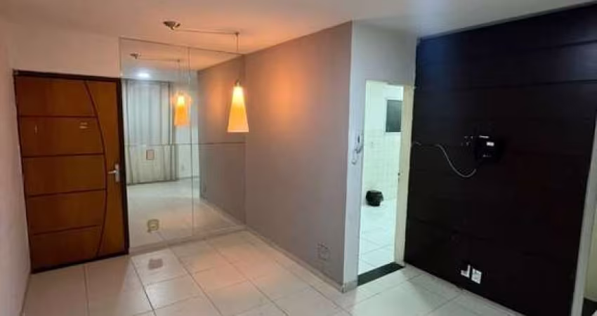 Apartamento com 2 dormitórios no bairro do Poço - 58m²