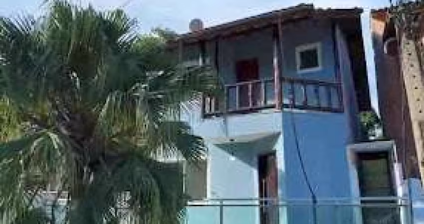 Casa com 3 dormitórios à venda, 215 m² por R$ 770.000,00 - Granja dos Cavaleiros - Macaé/RJ