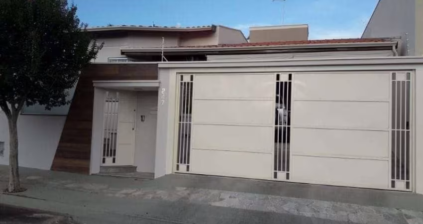Casa com 3 dormitórios à venda, 215 m² por R$ 800.000,00 - Riviera de São João - São João da Boa Vi