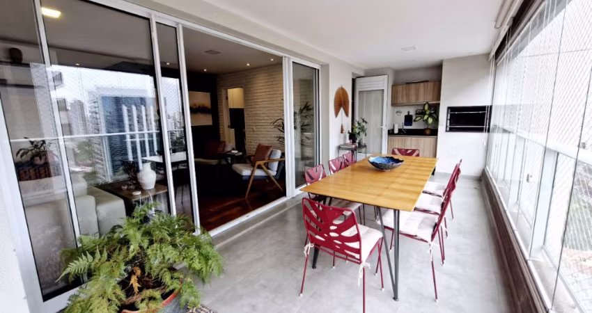 Apartamento para venda com 3 quartos, sendo 3 suítes, 134m²