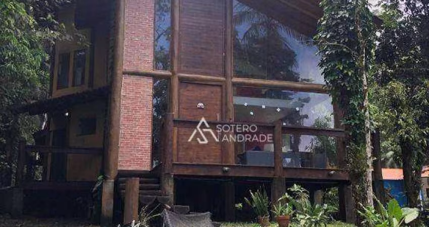 Linda casa no Condomínio Park Imperial