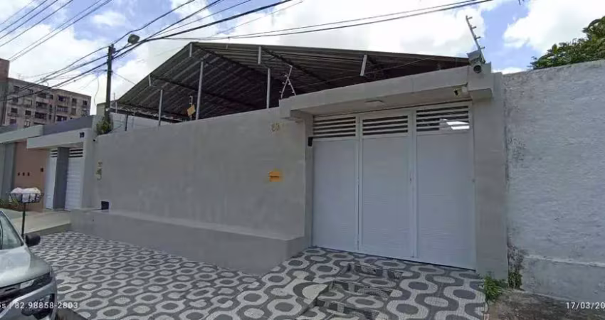 Casa à venda no CONDOMÍNIO MORADA DOS PALMARES, SANTA LÚCIA, Maceió, AL