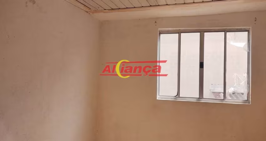 Casa com 1 quartos para alugar,  40m² - Jardim Valéria - Guarulhos/SP R$ 1.000,00