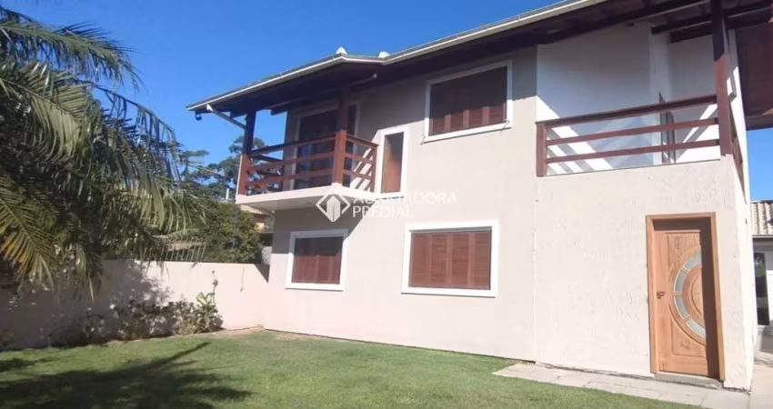 Apartamento com 2 quartos para alugar na Travessa Ibiza, 126, Campeche, Florianópolis