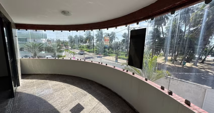 Apartamento espaçoso com 236 m²  - 3 suítes  no bairro do Bessa