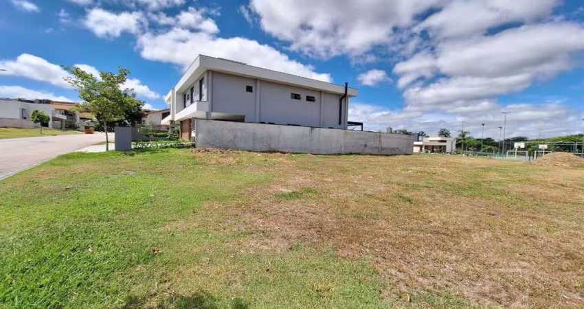 Terreno em Condomínio Fechado de Alto Padrão -SJC