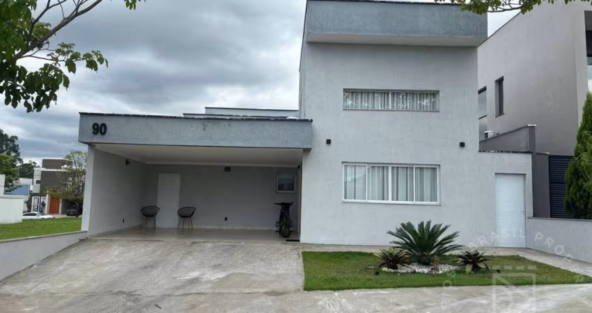 Casa em condomínio, 3 quartos, piscina em Caçapava, 300 m² de terreno