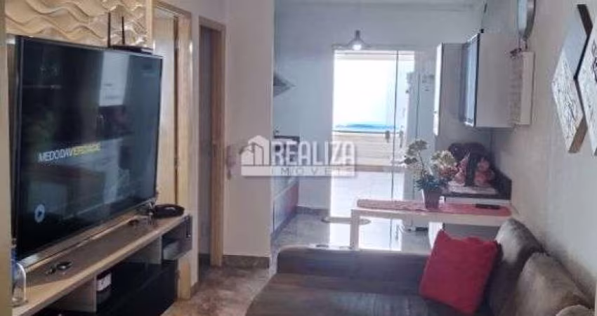 Casa com piscina e varanda gourmet no Condomínio Moradas em Uberaba