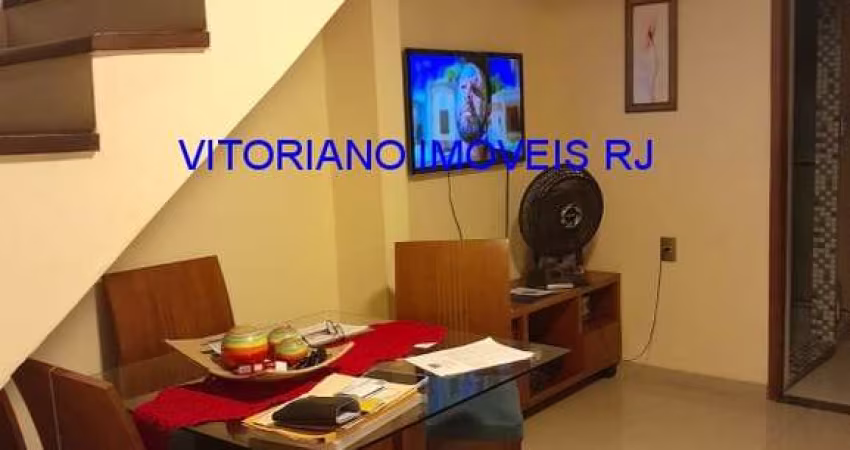 CASA TRÊS QUARTOS Á VENDA EM OSWALDO CRUZ!