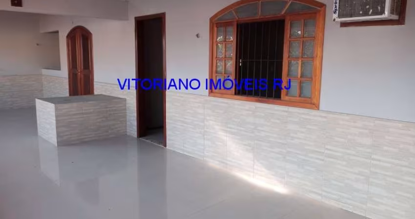CASA CINCO QUARTOS Á VENDA EM GUADALUPE!