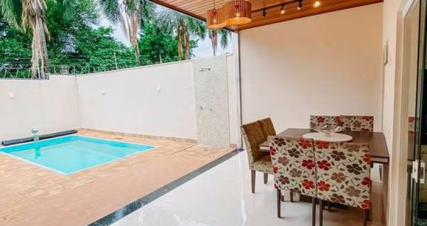 Casa no condomínio Mansour com piscina