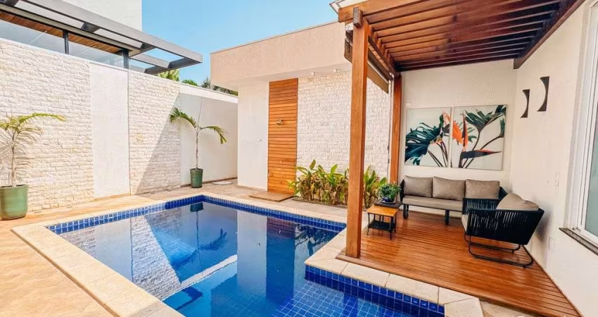 Casa no Condomínio Vila Toscana à Venda com 3 suítes e 250m²  por R$ 1.800.000