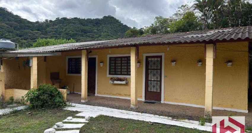 Sítio com 2 dormitórios à venda, 2500 m² por R$ 205.000,00 - Três Barras - Pedro de Toledo/SP