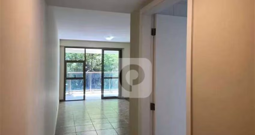 Apartamento à venda com 2 dormitórios na Urca
