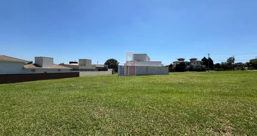 Lote no Lago Sul para venda.