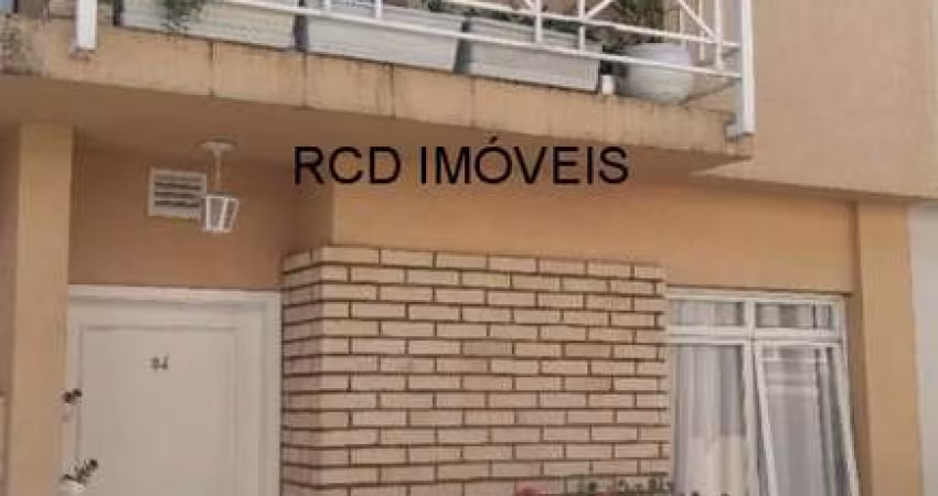 Casa em Condomínio 3 Quartos, 1 Suíte, 2 Salas, 2 Banheiros, 4 Vagas