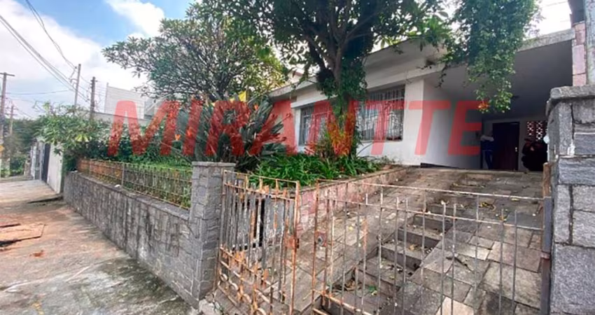 Casa terrea de 184m² com 3 quartos em Água Fria