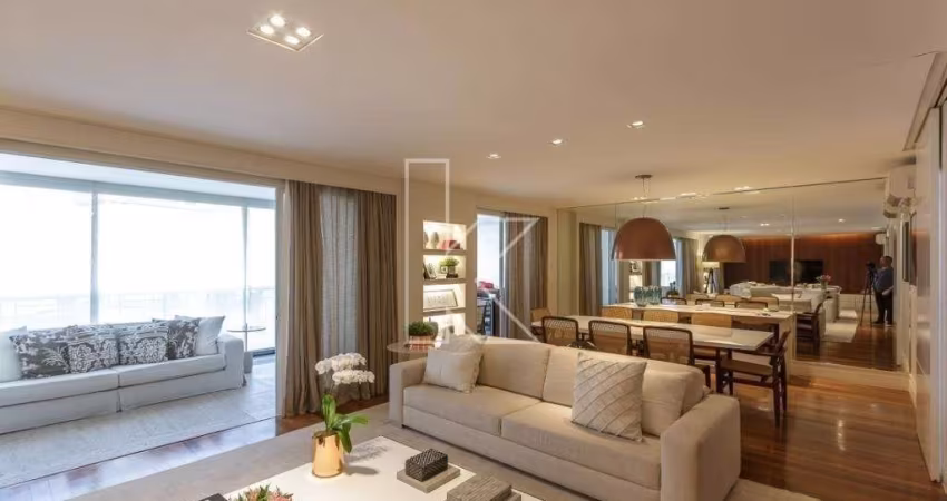 Apartamento com 4 quartos à venda na Rua Coronel Artur de Paula Ferreira, 162, Vila Nova Conceição, São Paulo