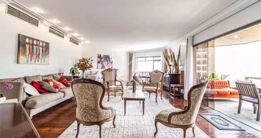 Apartamento com 4 quartos para alugar na Alameda Jauaperi, 290, Moema, São Paulo