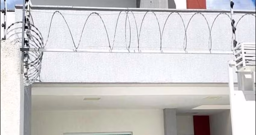 Casa residencial para Venda em Rua Publica na Mangabeira, Feira de Santana, 3 quartos, sendo 2 suítes, 1 sala, 3 banheiros, 2 vagas 170 m² área constr