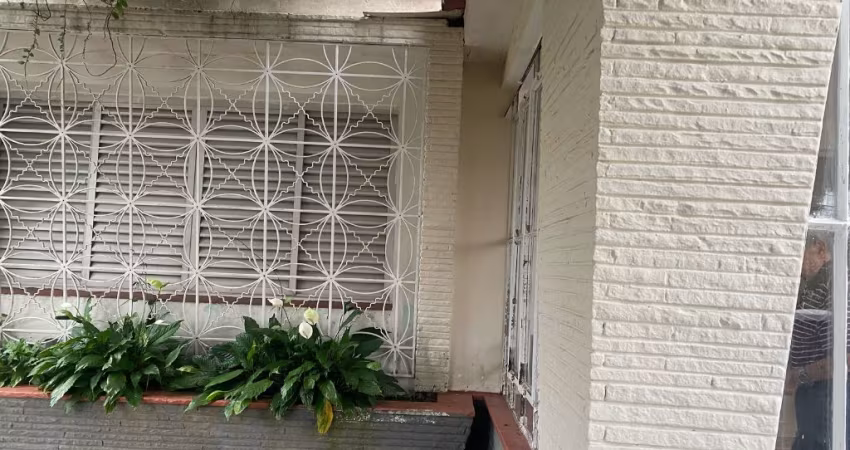 Casa com terreno magnifico na melhor rua do melhor condominio horizontal da cidade de Arujá