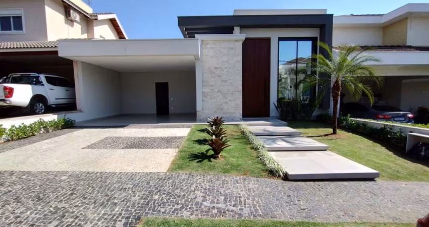Casa com 3 dormitórios à venda, 230 m² por R$ 2.390.000,00 - Condomínio Villa Suiça - Indaiatuba/SP