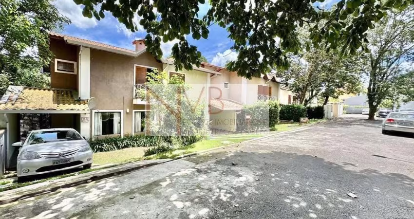 Casa a venda em Cond. Vila Velha (FAZENDINHA) final de rua, muito verde por R$ 1.150.000