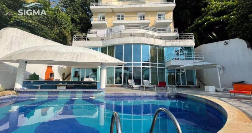 Casa de altíssimo padrão de frente para o mar com 11 suítes, lazer completo e 6 vagas - Península, Guarujá.