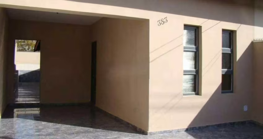 Casa à venda no Parque Olaria em Santa Bárbara d'Oeste com 2 quartos, sendo 1 banheiro social e 1 vaga de garagem