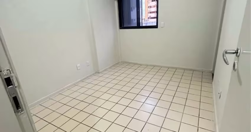 Apartamento Reformado e Desocupado em Excelente Localização – Boa Viagem