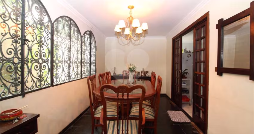 Casa de vila com 3 quartos à venda em Campo Belo - SP