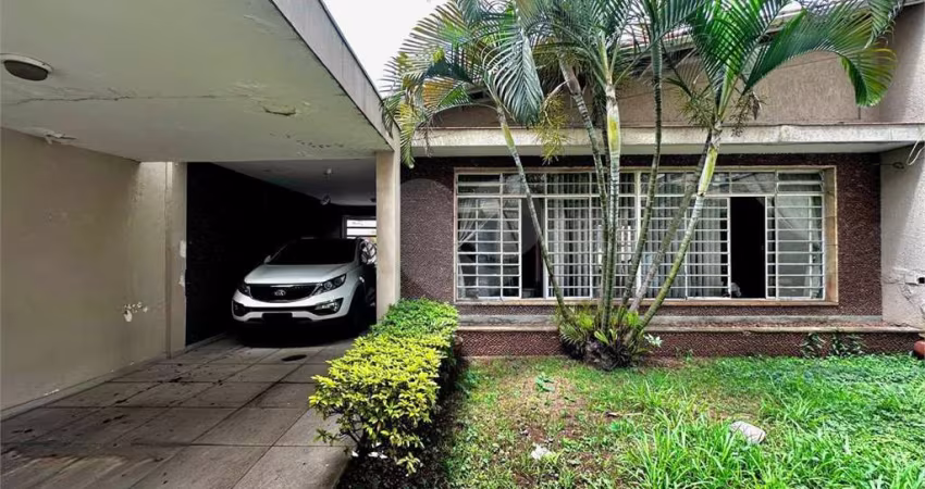 Casa térrea com 3 quartos à venda ou para locação em Brooklin Paulista - SP