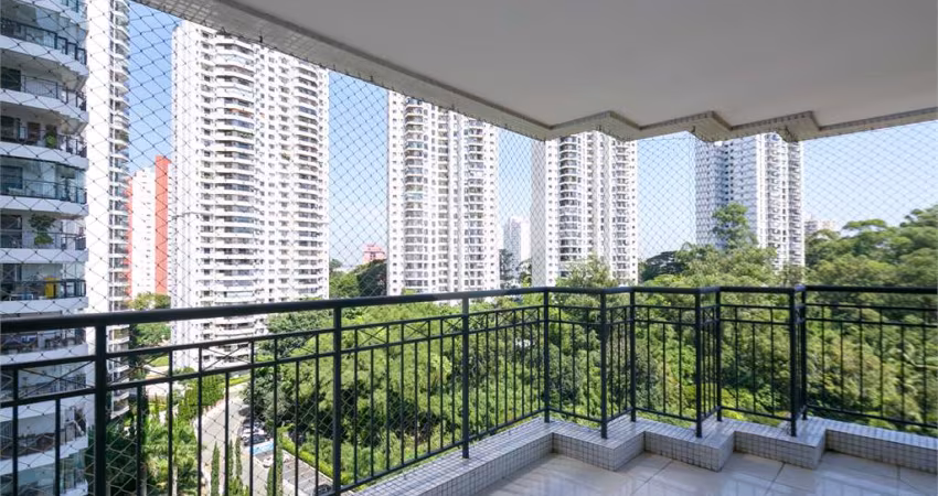 Apartamento com 4 quartos à venda ou para locação em Santo Amaro - SP