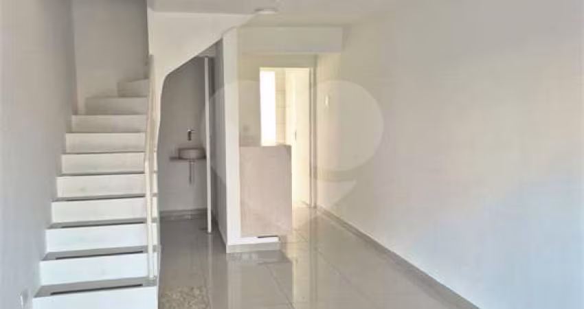 Sobrado com 2 quartos para locação em Chácara Santo Antônio (zona Sul) - SP