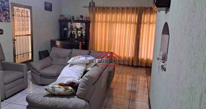 Casa com 3 dormitórios à venda, 170 m² por R$ 690.000,00 - Vila Tatetuba - São José dos Campos/SP