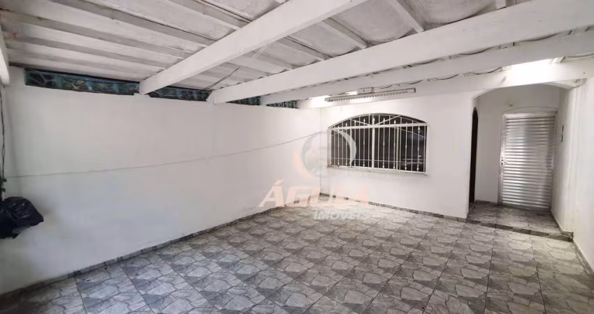 Sobrado com 3 dormitórios à venda, 218 m² por R$ 599.999,99 - Parque Jaçatuba - Santo André/SP