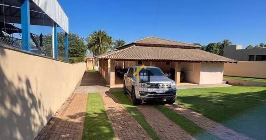 Rancho com 4 dormitórios à venda, 360 m² por R$ 1.500.000 - Condomínio Lago e Sol - Fronteira/MG
