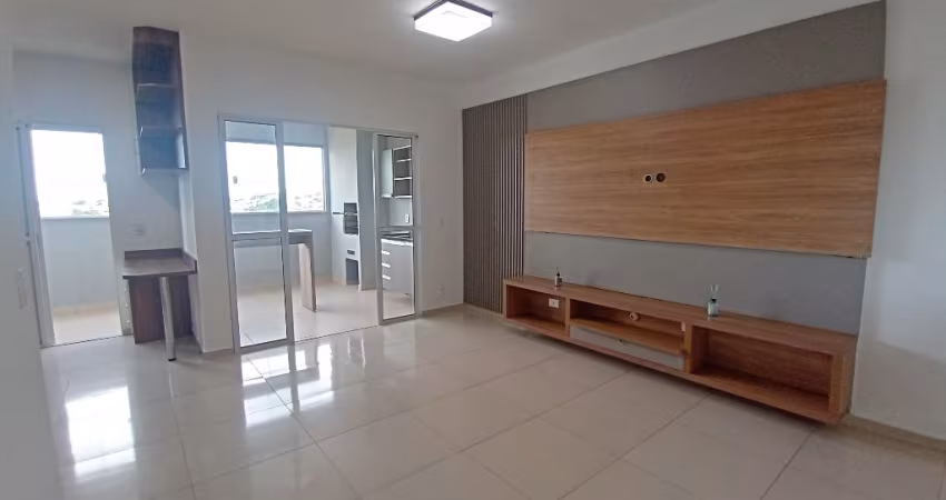 Vendo Lindo Apartamento Próximo ao Centro de Mogi Mirim-São Paulo