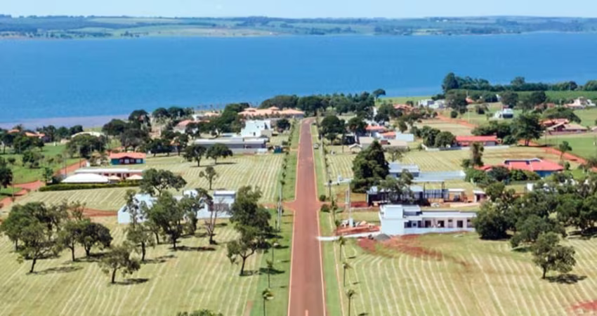 Vende-se Terreno 600 m² - Riviera de Santa Cristina