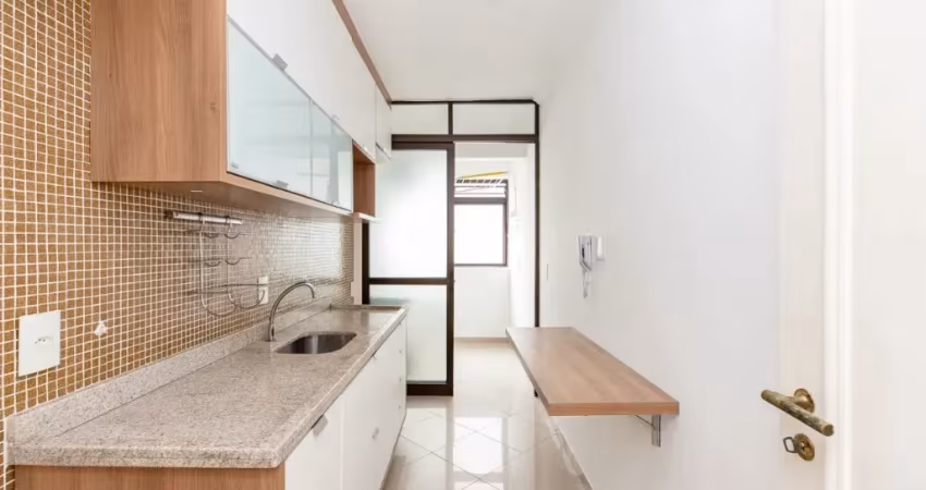 Ótimo Apartamento para venda com 2 quartos, sendo 1 suíte, 57m² - Moema - São Paulo - SP