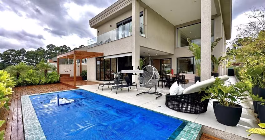 Casa da luxo MOBILIADA no condomínio Tamboré 11