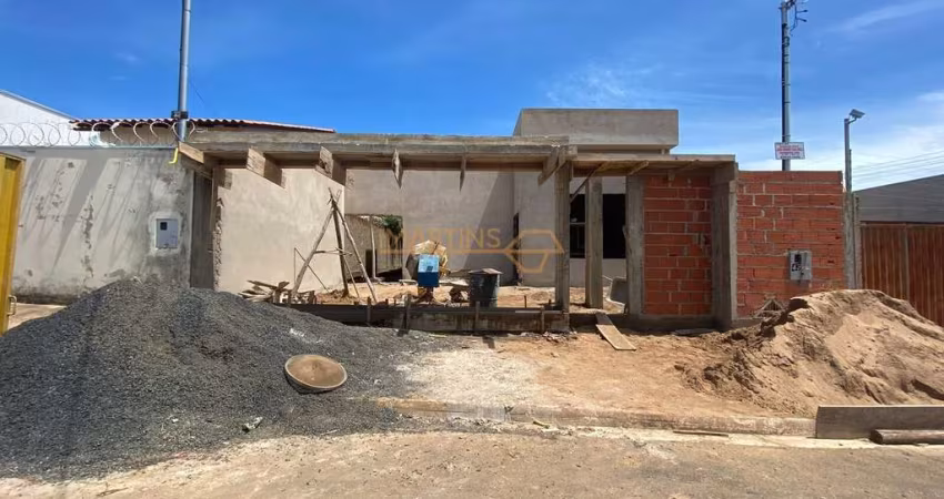 Casa à venda no bairro Jardim Interlagos III - Araguari/MG