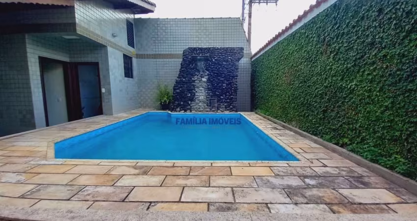 Casa em condomínio fechado com 4 quartos à venda na Rua Mantenópolis, --, Jardim Independência, São Vicente