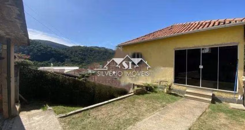 Casa- Petrópolis, Corrêas