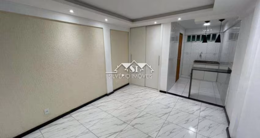 Apartamento- Petrópolis, Independência