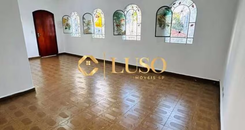 Casa Térrea  com amplo espaço para sua família ou seu negócio