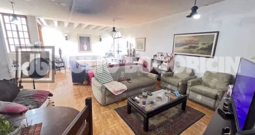 Casa com 6 quartos à venda na Rua Fantoches, Jardim Guanabara, Rio de Janeiro
