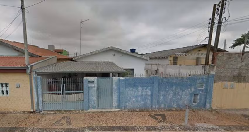 Casa para Venda em Americana, Vila Margarida, 2 dormitórios, 1 banheiro, 1 vaga