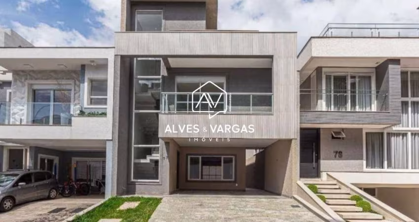 Casa em condomínio fechado com 4 quartos à venda na Rua Maria Luiza Bazzani Natal, 381, Uberaba, Curitiba