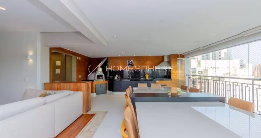 Apartamento com 250 m², 4 quartos sendo 4 suítes à venda no bairro Vila Mariana Semi-mobiliado.